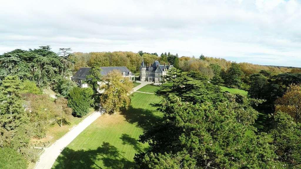 Chateau De La Bourdaisiere Hotel Montlouis-sur-Loire Exterior photo